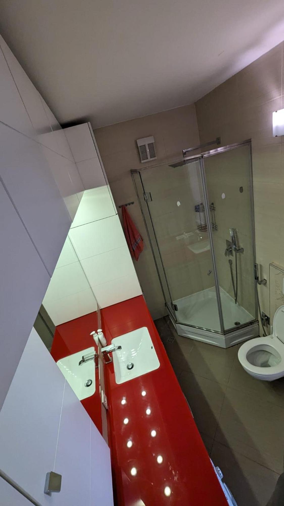 Modern And Cozy Apartment, Excellent Location, Near Sarajevo City Center, 60M2 Exteriör bild